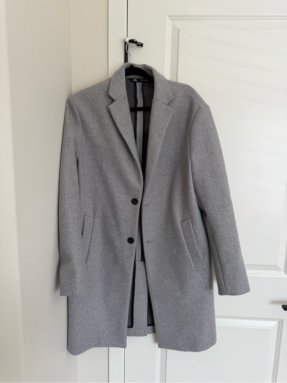 Zara Men’s Light Gray Single-Breasted Pea Coat